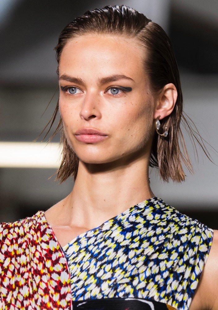 slicked-back-hair-jason-wu-spring-2018.jpg