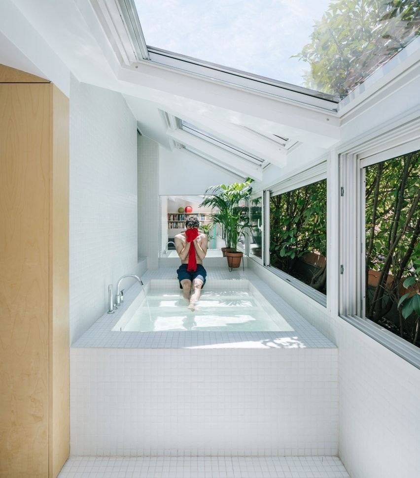 g-house-gon-architects-interiors-dezeen-2364-col-23-852x971-1XmSr.jpg