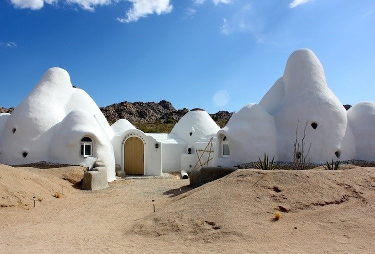 superadobe-california.jpg