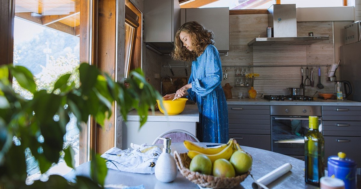 woman-cooking-2.jpg