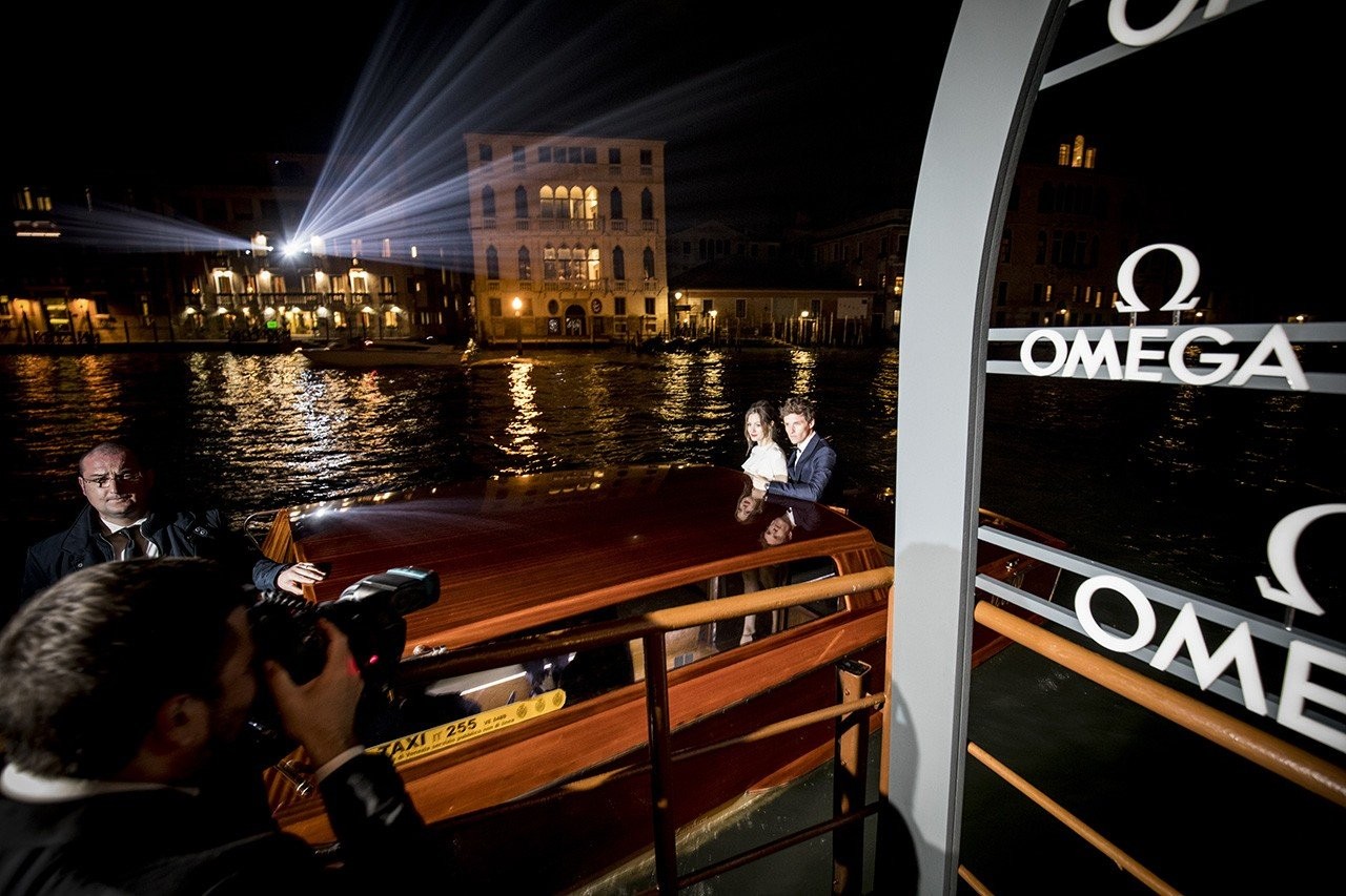 aqua-terra-event-venice-04-eddie-hannah-redmayne.jpg