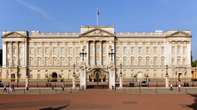 buckingham-palace-800x450.jpg