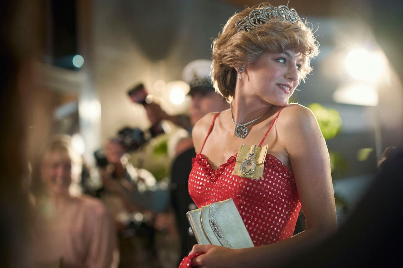 emma-corrin-as-princess-diana-in-as-scene-from-the-crown-season-4.jpg