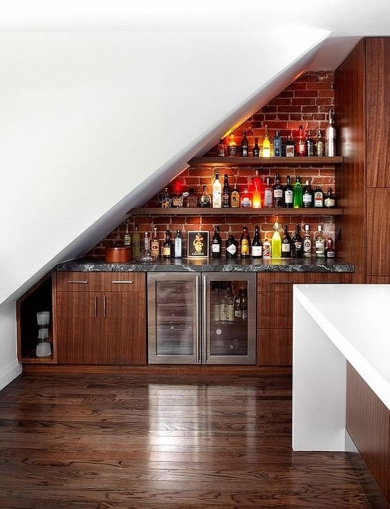 underthestairhomebar.jpg