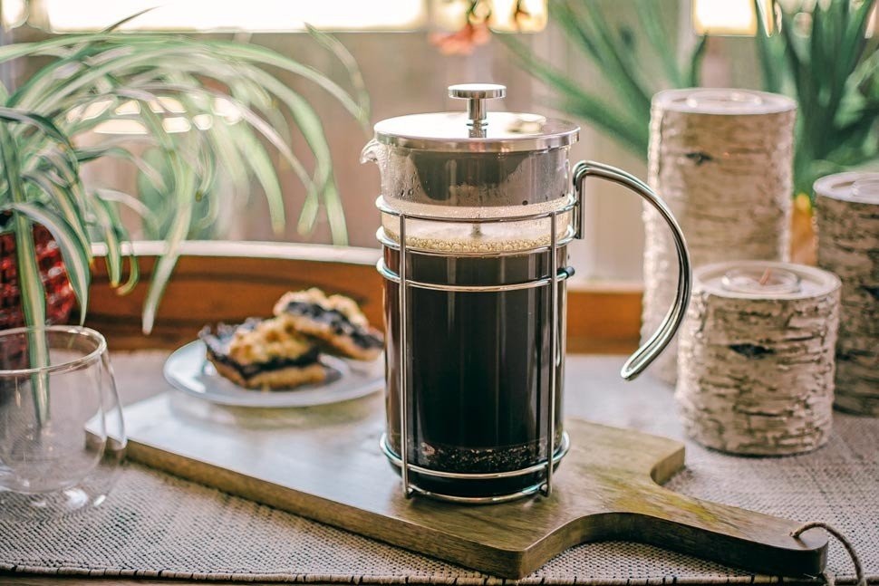 french-press-coffee-kafes-sto-spiti.jpg