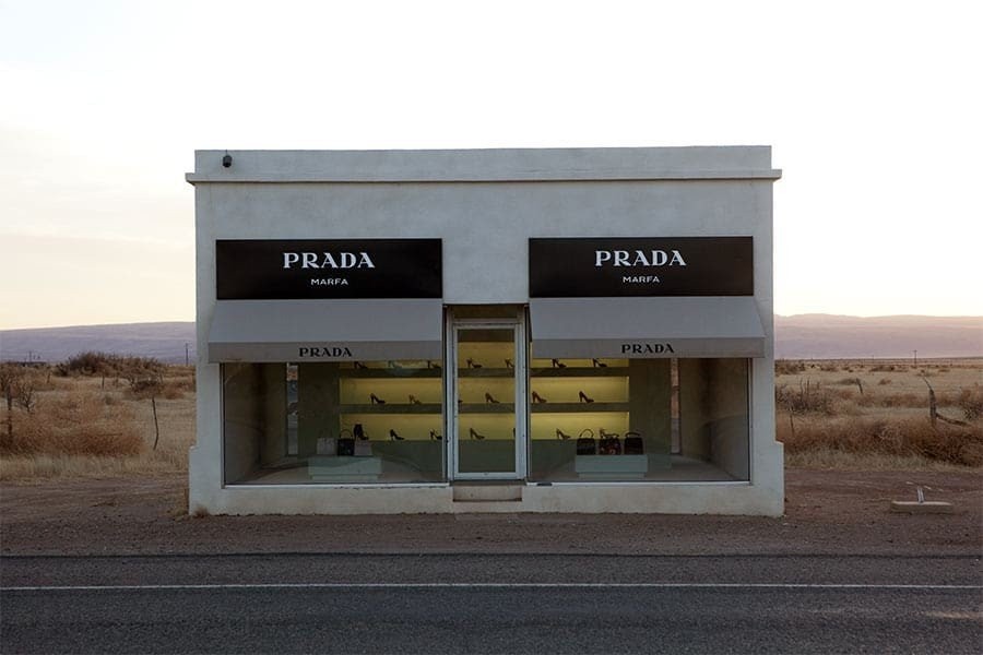 01-prada-marfa-texas.jpeg
