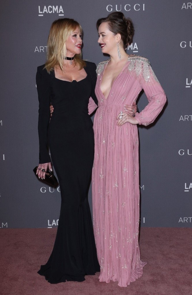 melanie-griffith-dakota-johnson-style.jpeg