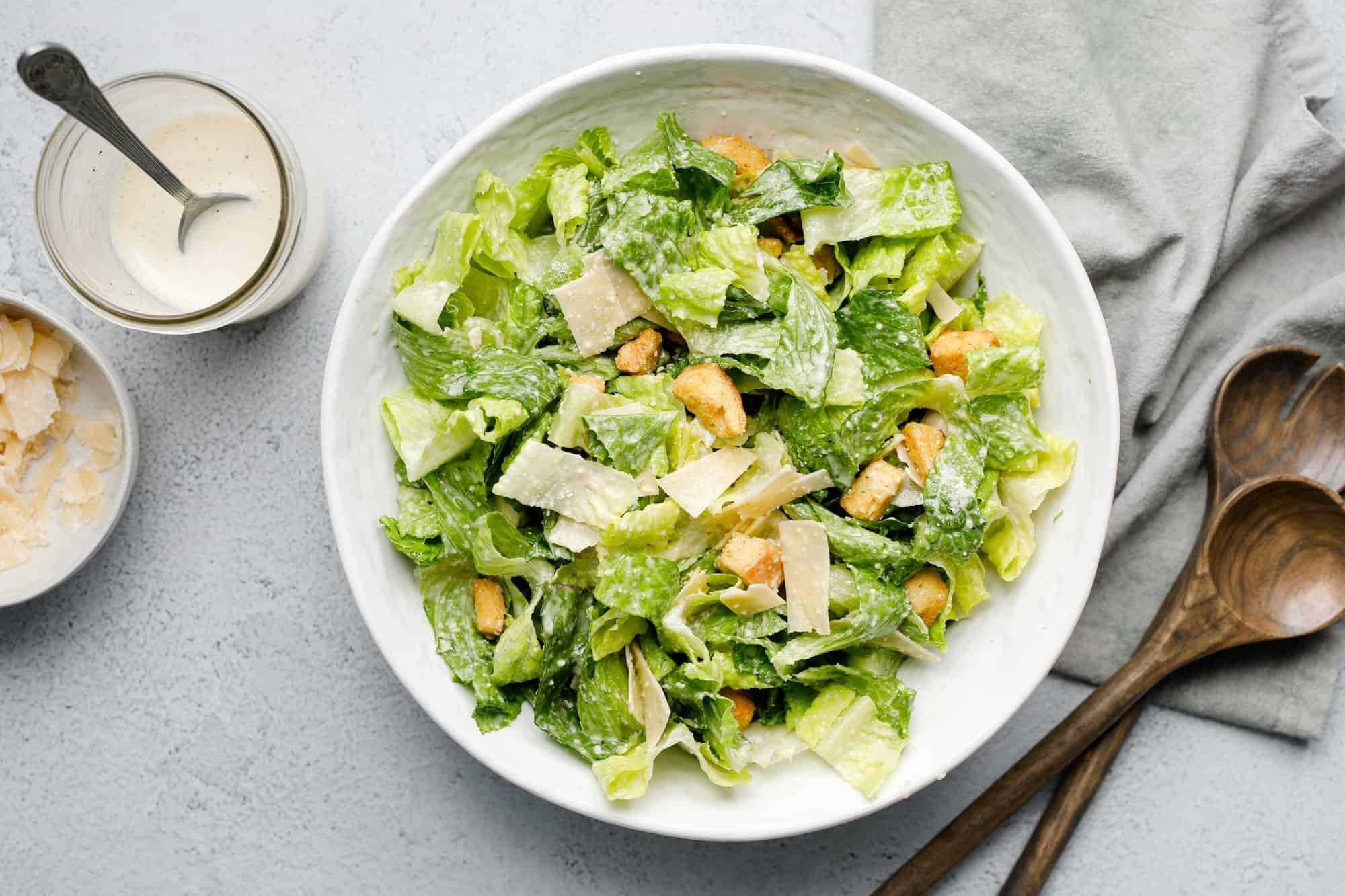 garlic-caesar-salad-recipe-4.jpg