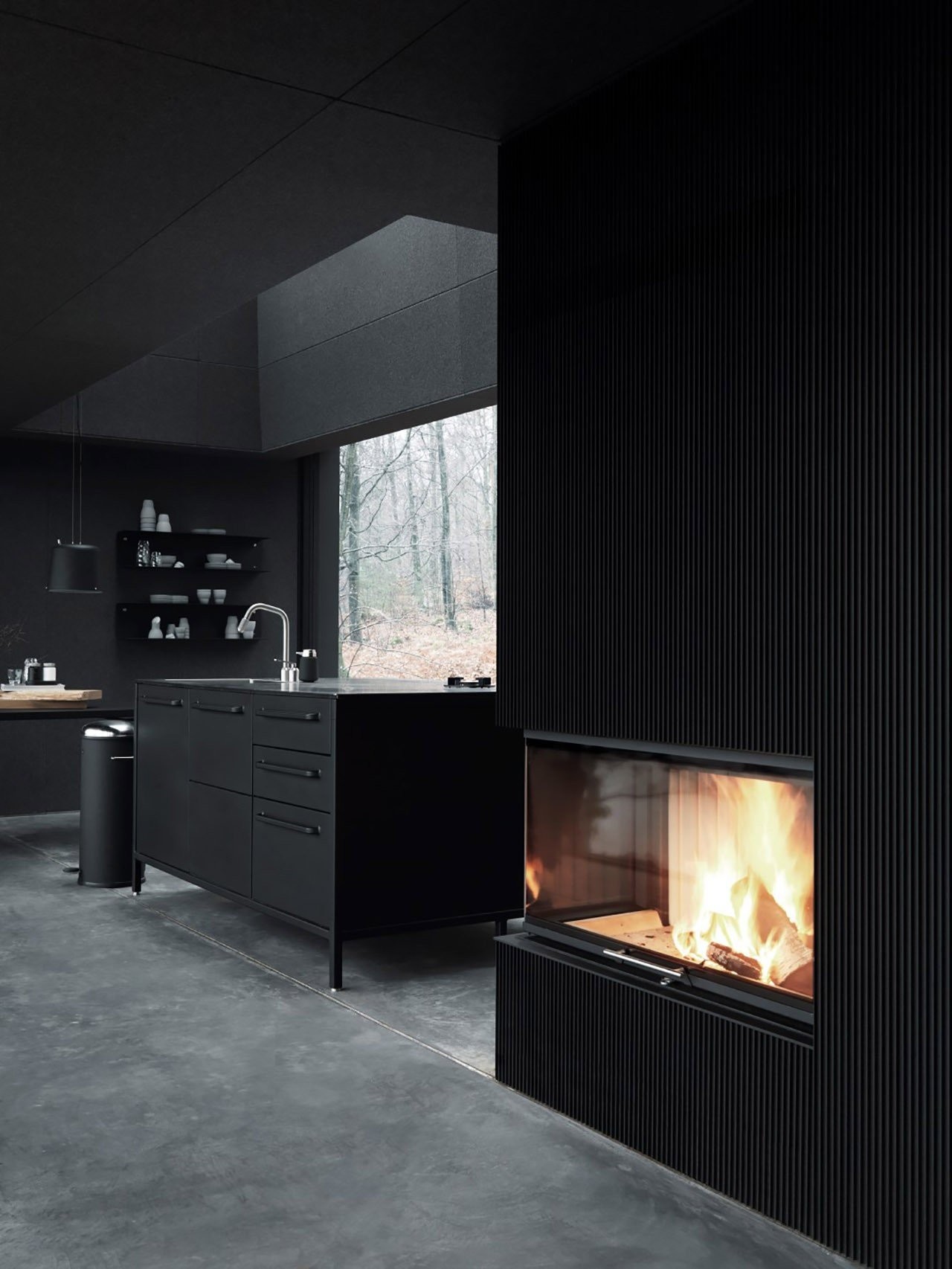 xvipp-shelter-fireplace-0jpgpagespeedickvk1vcfjj2.jpg