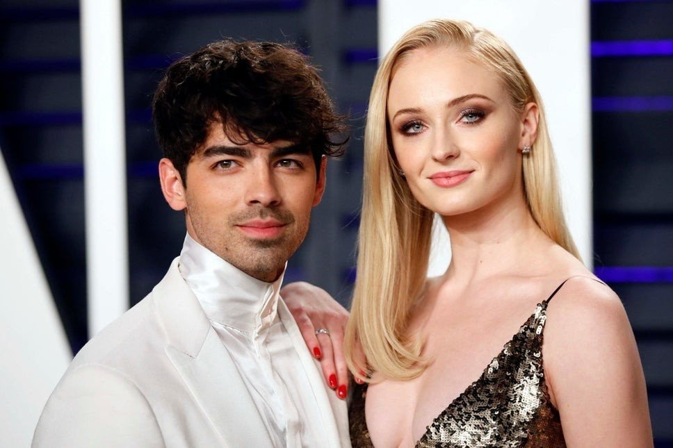 sophie-turner-joe-jonas-vanity-fair-close-up-08-03-2019.jpg