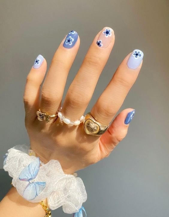 nails-blue.jpg