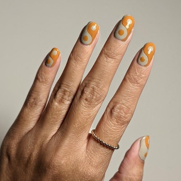 mustard-yellow-nails.jpg