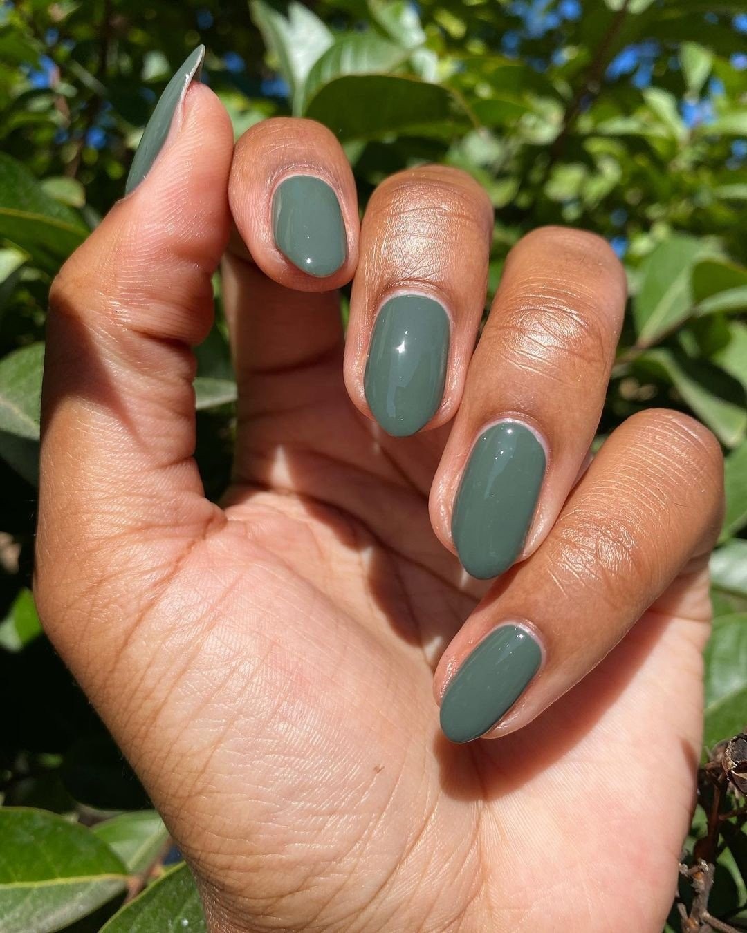 nails-green.jpg