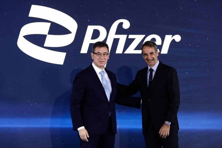 pfizer-mitsotakis-768x512.jpg