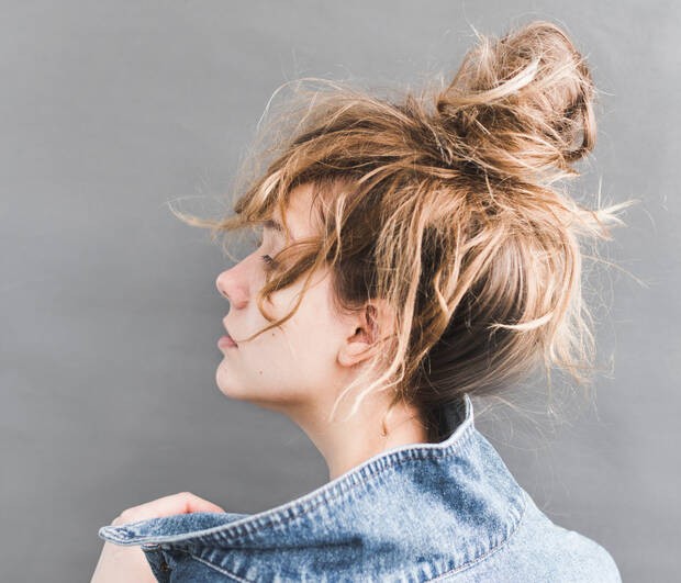 messy-bun.jpg