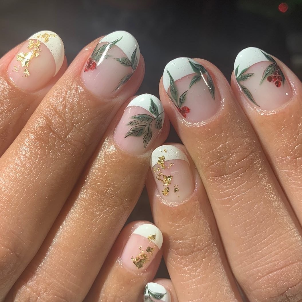 christmas-nails-ToBgl.jpg