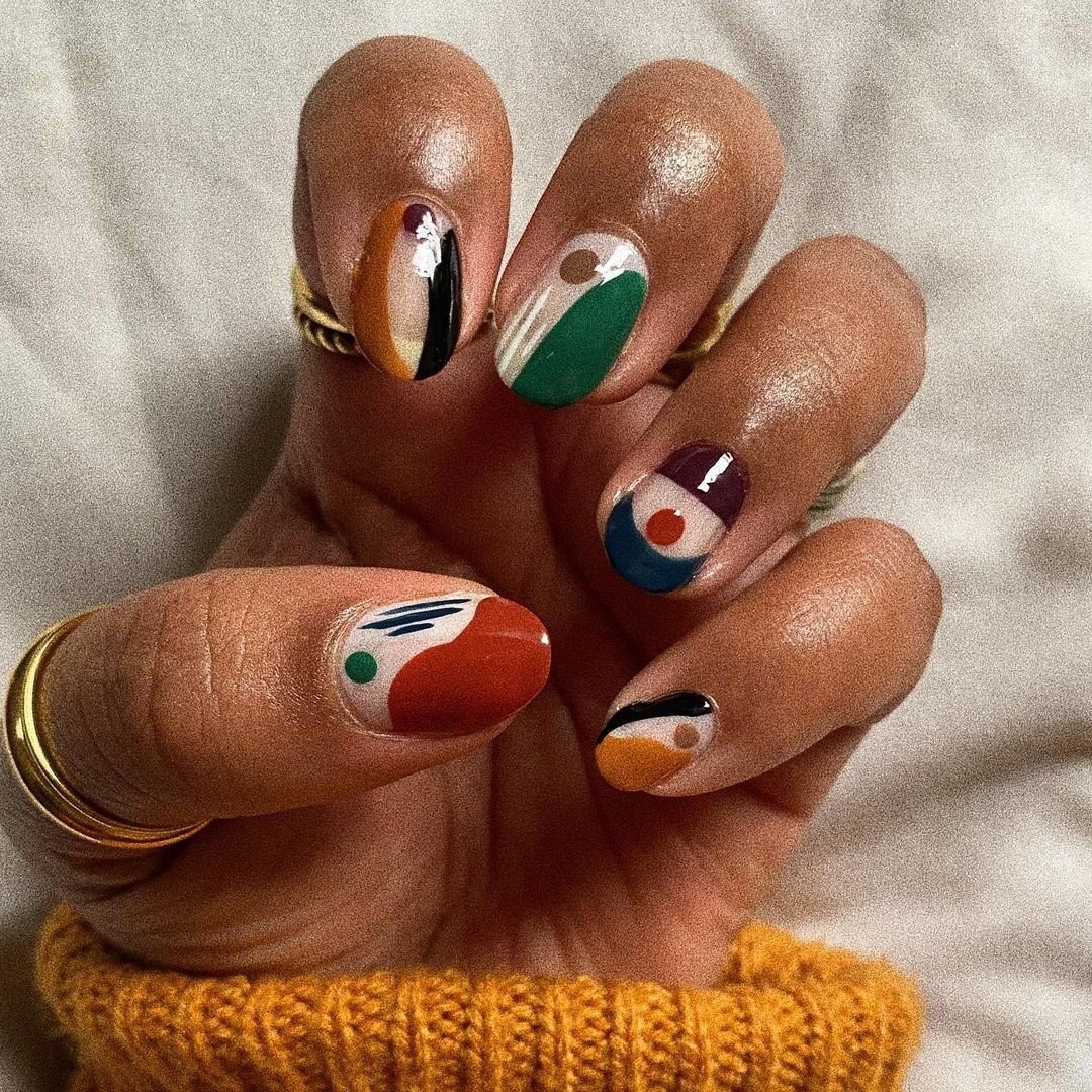 geometric-prin-nails.jpg