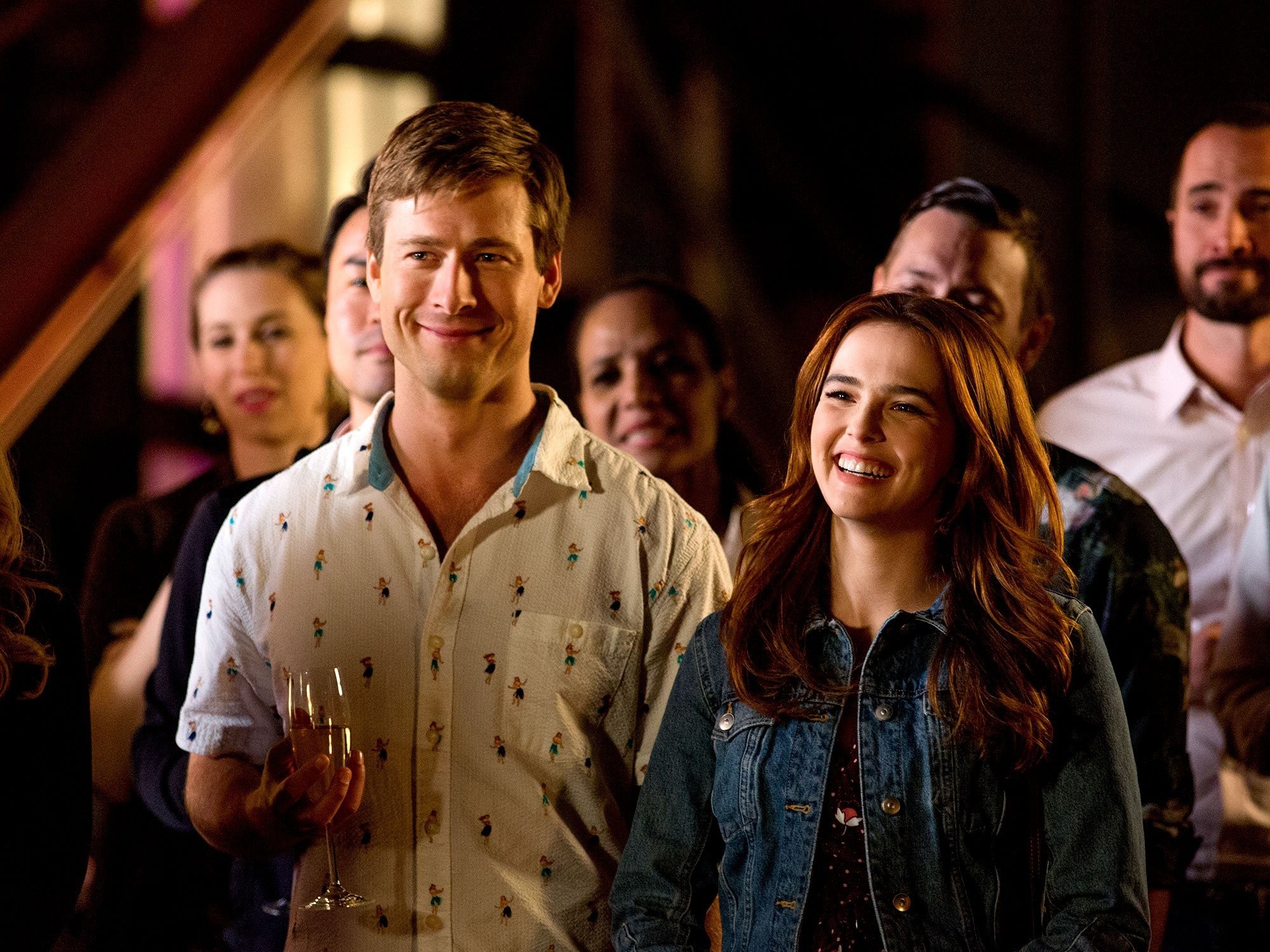 set-it-up-glen-powell-zoey-deutch.jpg