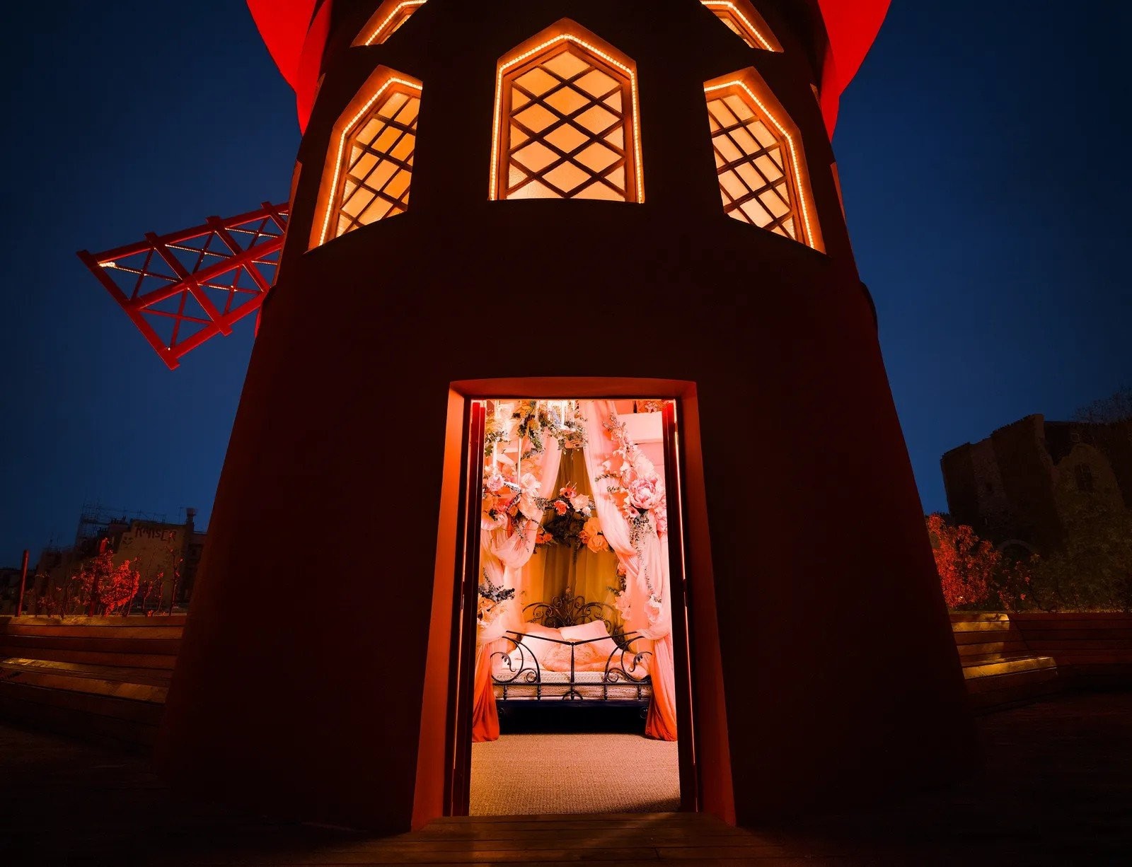 moulin-rouge-airbnb-01-windmill-exterior-credit-daniel-alexander-harris.jpg