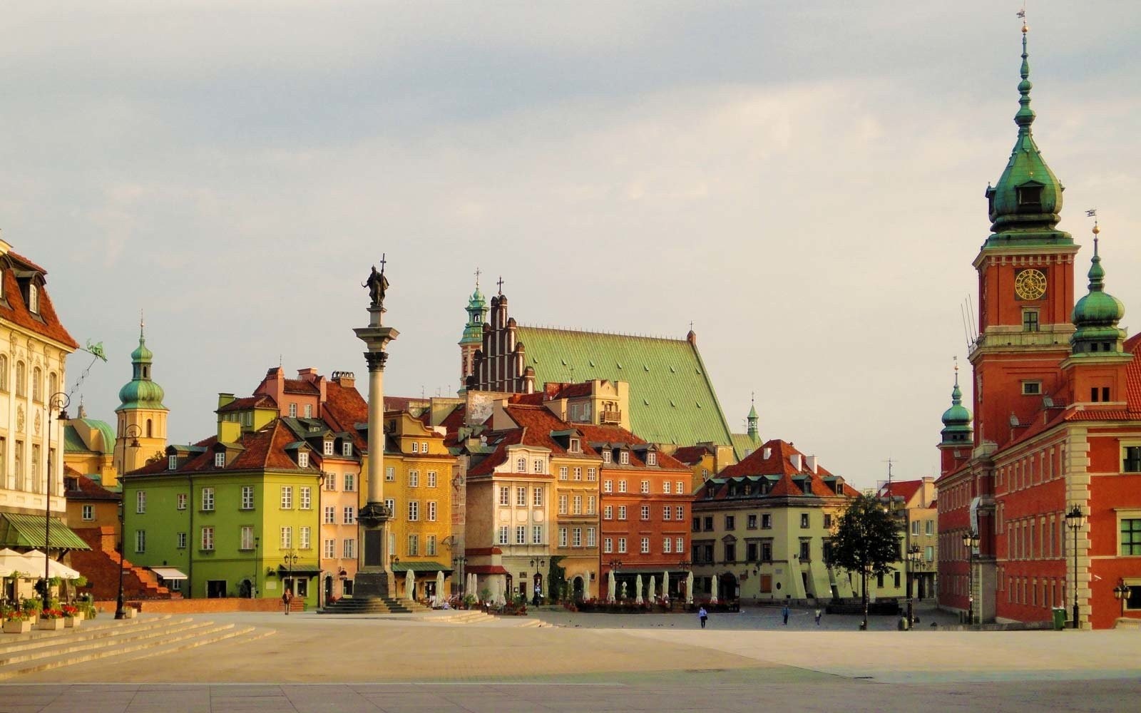 old-town-warsaw-poland.jpg