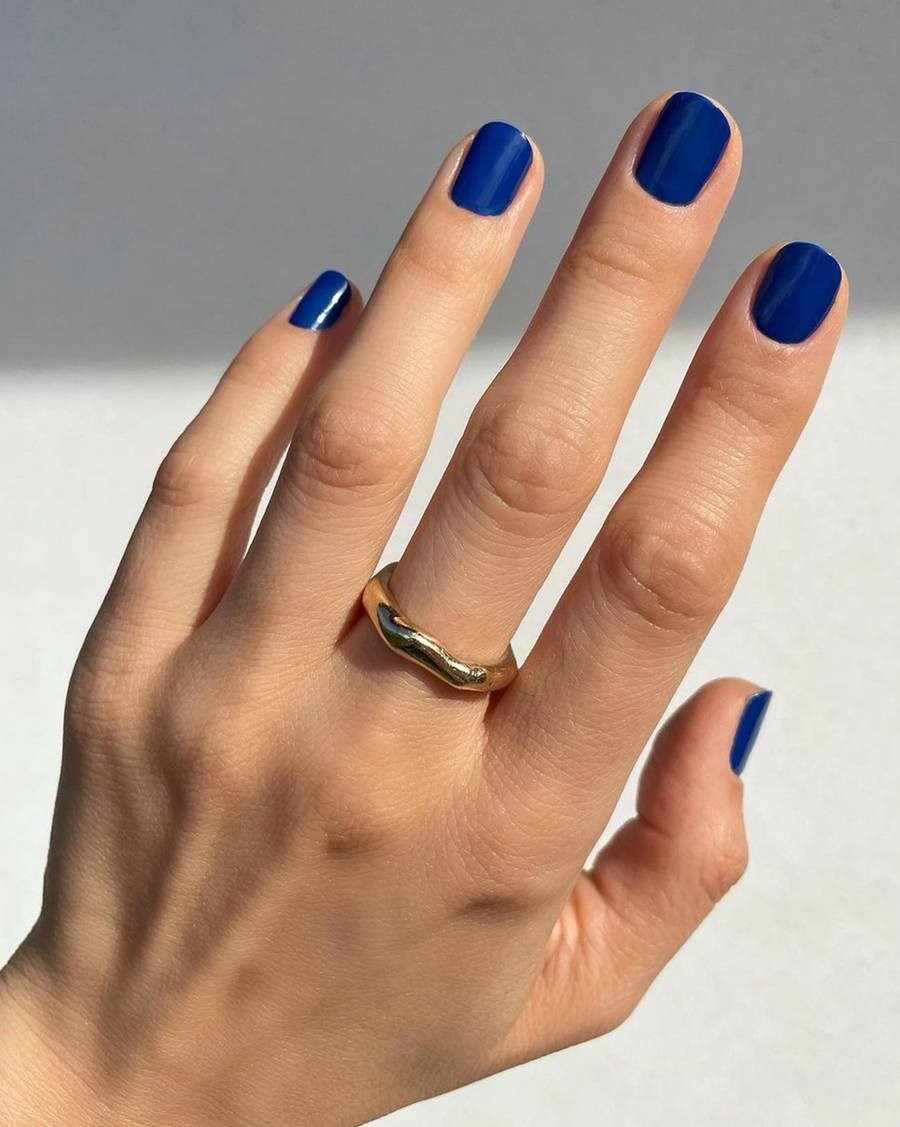 blue-nails.jpg
