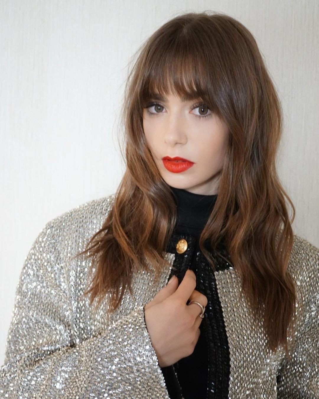 lily-collins-bangs.jpg