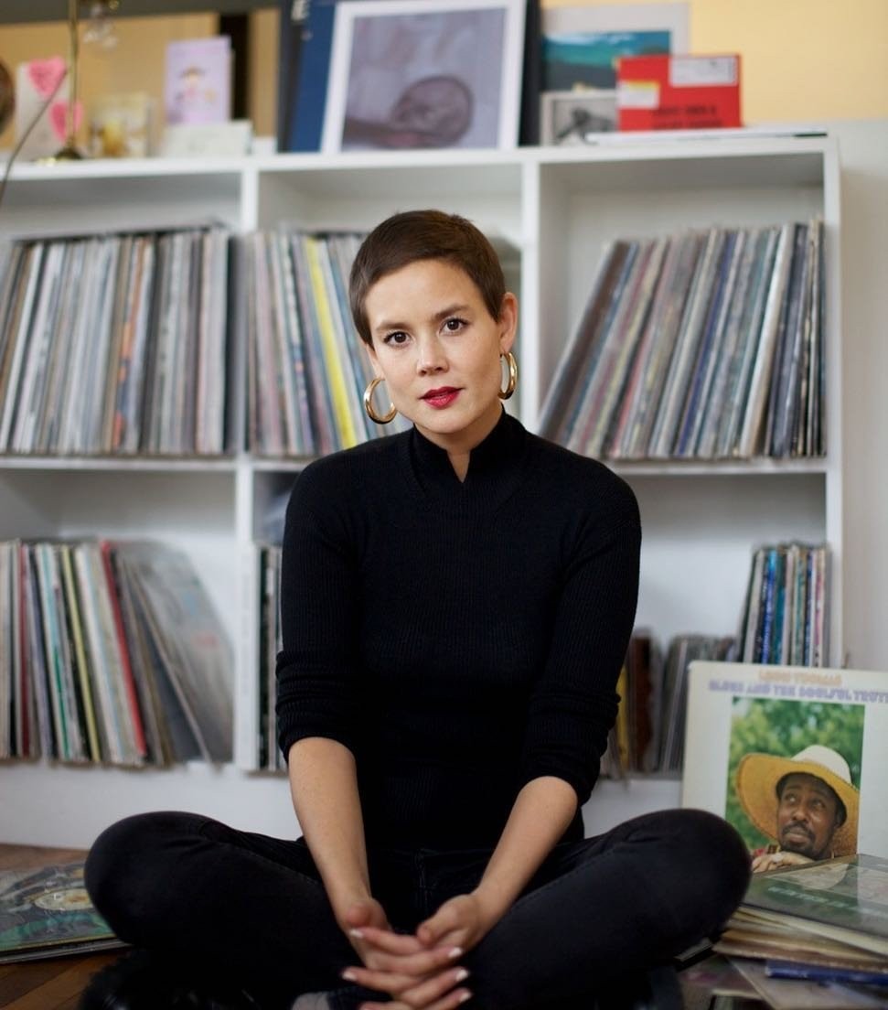 french-woman-makeup-gXhsb.jpg!