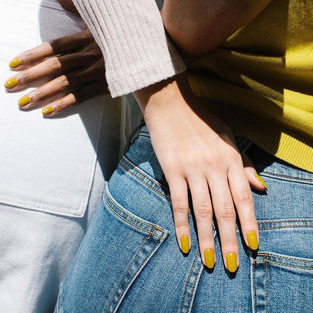 ochre-nails.jpg