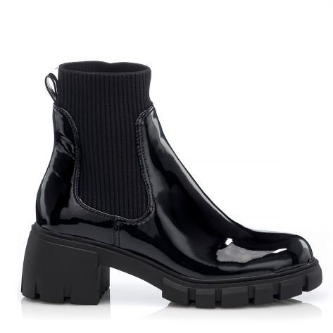 fw-22-23-steve-madden-hutch-black-patent-2.jpeg