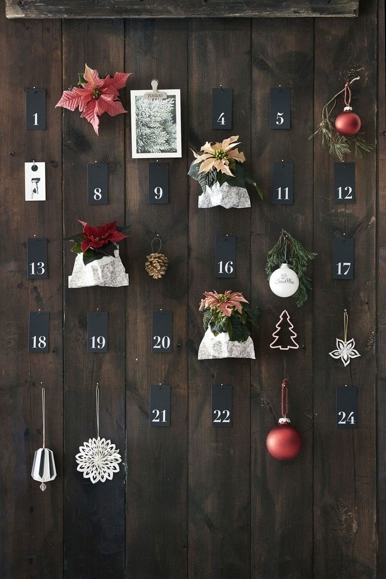 gallery-1480078996-poinsettia-advent-calendar.jpg