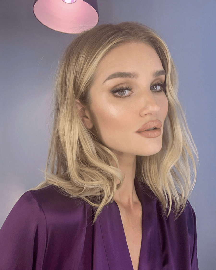 rosie-huntington-whiteley.png