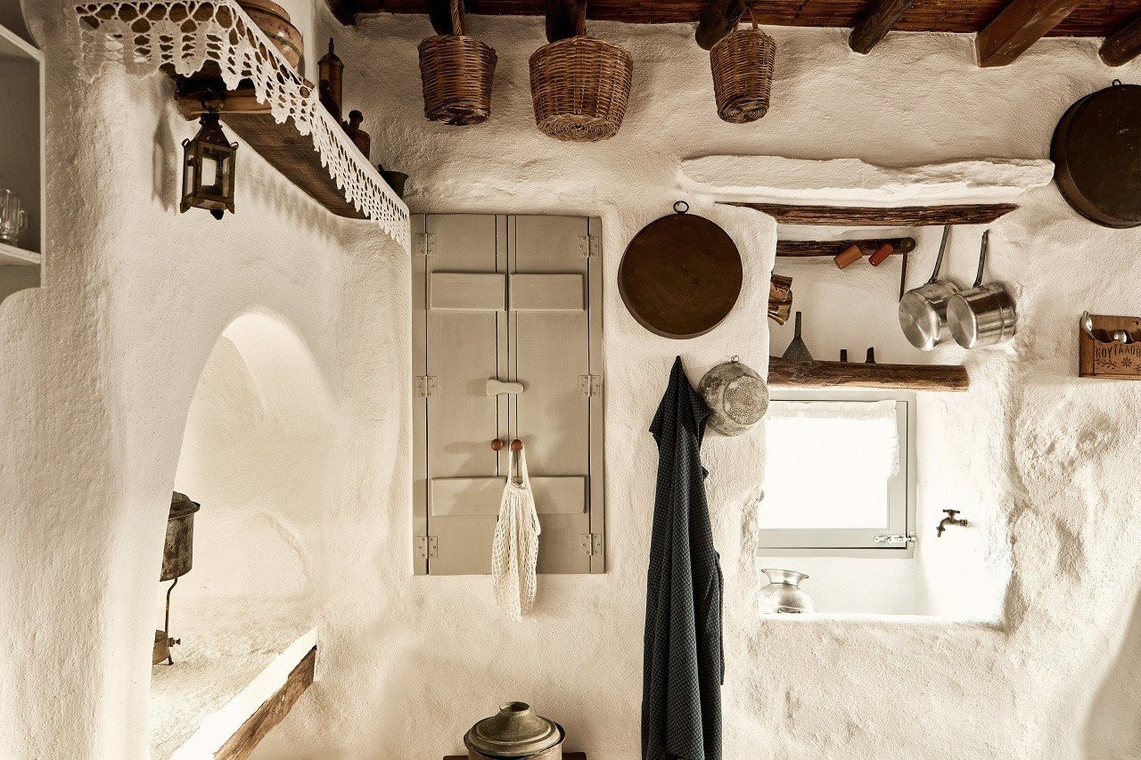 traditional-house-2-at-christos-drazos.jpg