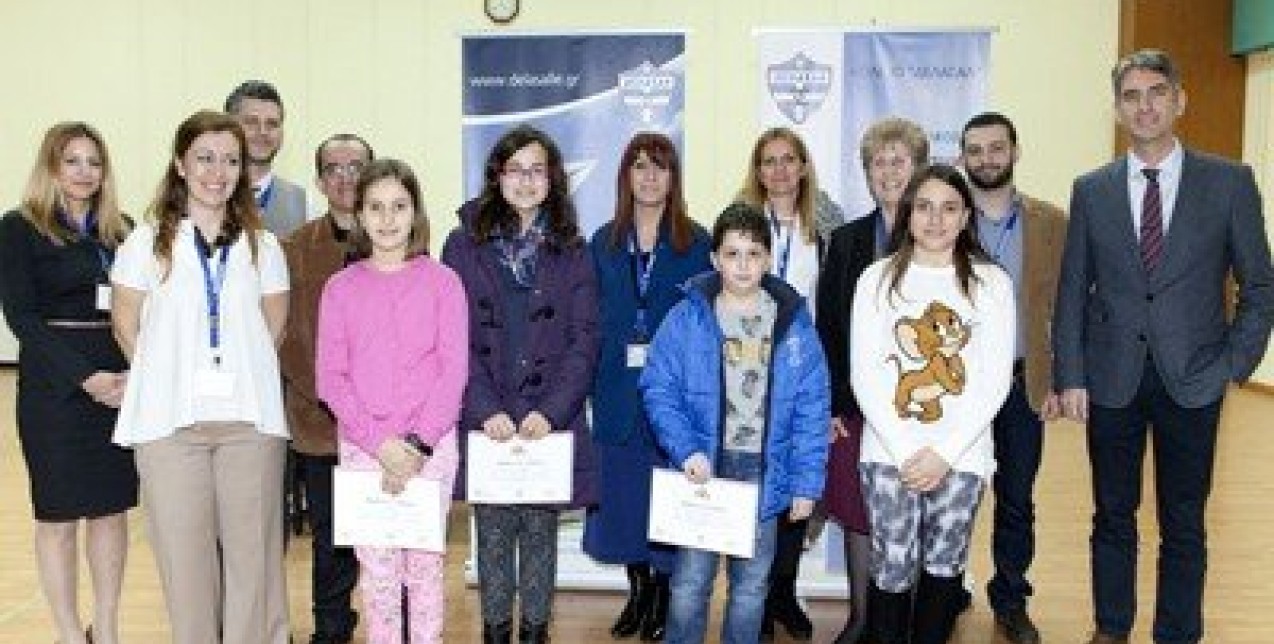 ΓΥΡΙΖΩ ΜΕ ΕΝΑ ΓΡΑΜΜΑ