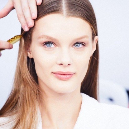 Πώς να εξαφανίσετε μία για πάντα την κοκκινίλα που αφήνουν τα σπυράκια 